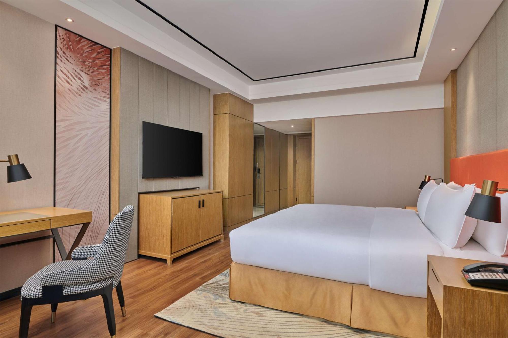 Hilton Garden Inn Wuhan Hankou Exterior photo