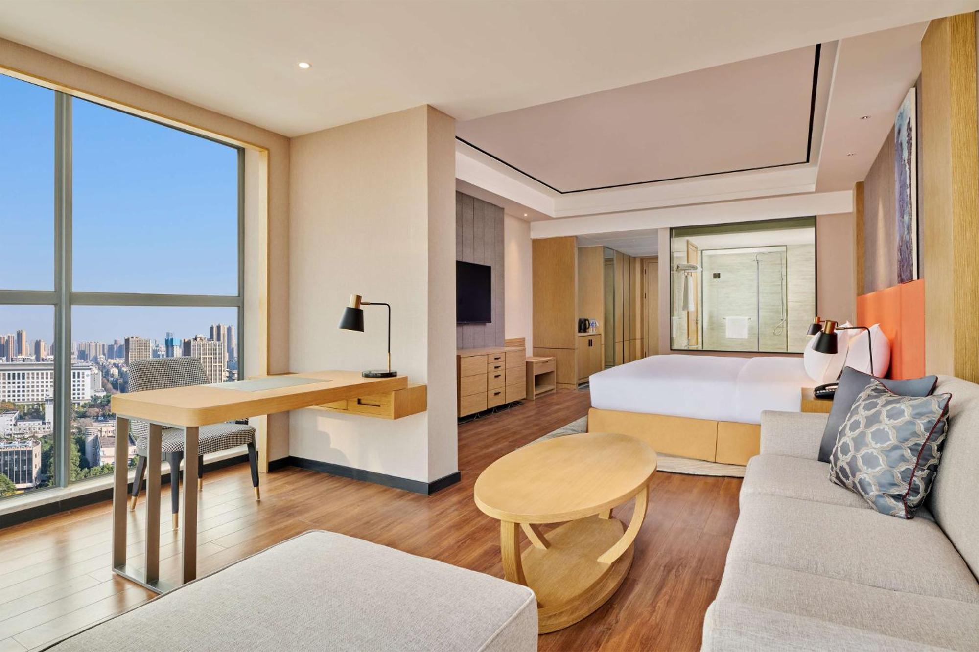 Hilton Garden Inn Wuhan Hankou Exterior photo