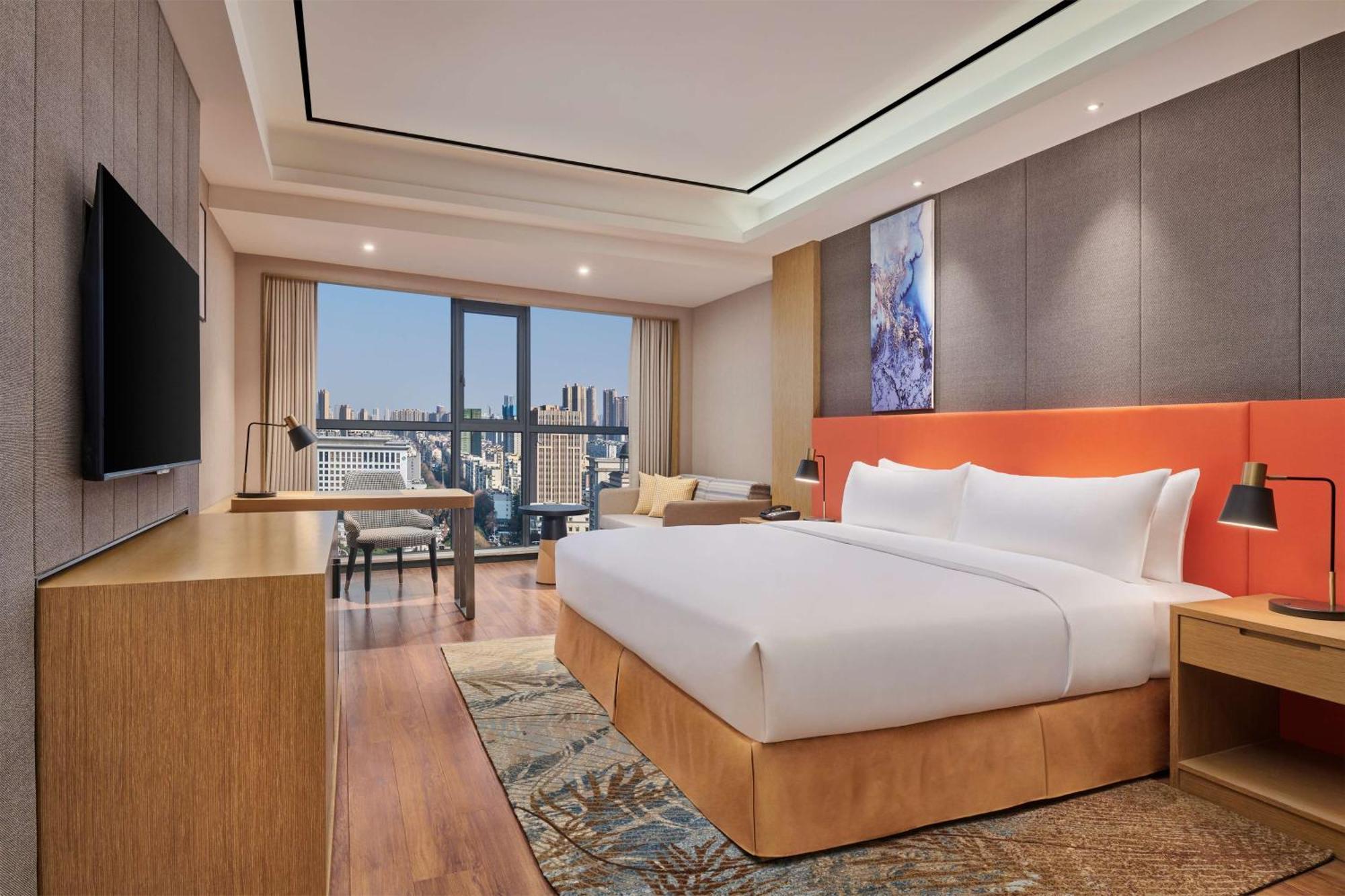 Hilton Garden Inn Wuhan Hankou Exterior photo