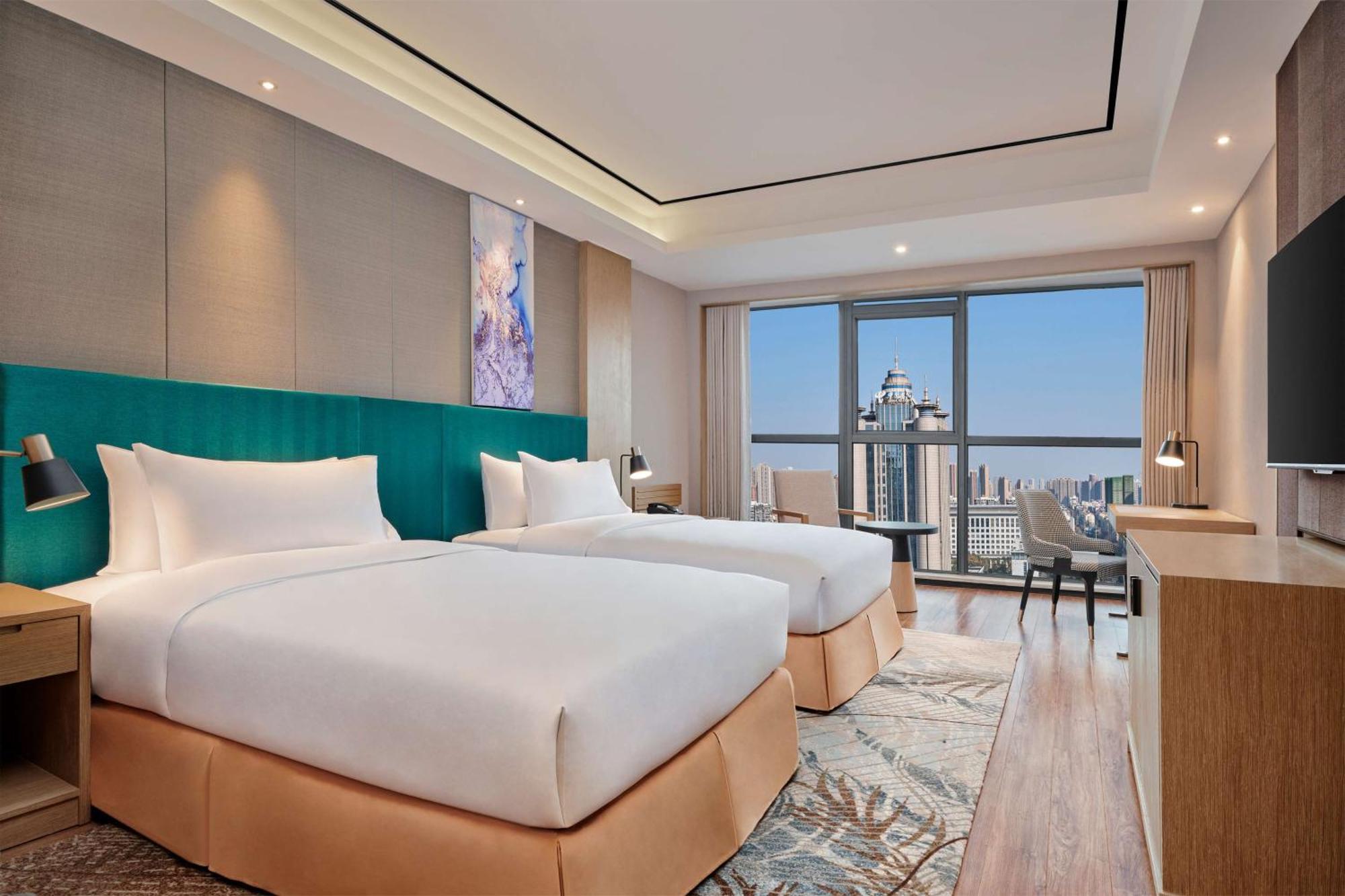 Hilton Garden Inn Wuhan Hankou Exterior photo