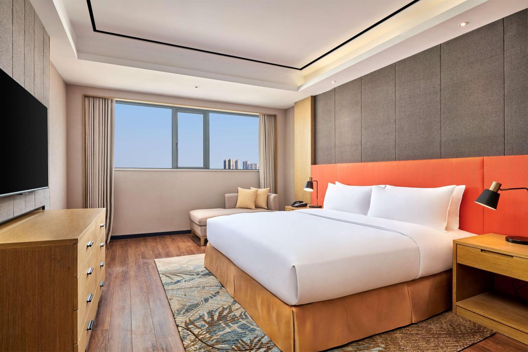 Hilton Garden Inn Wuhan Hankou Exterior photo
