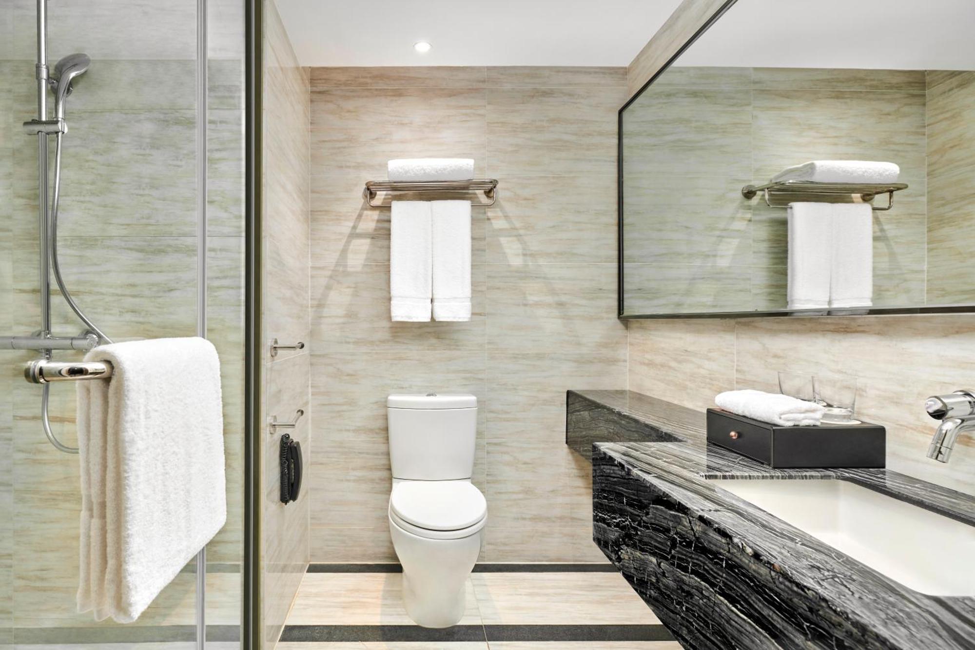 Hilton Garden Inn Wuhan Hankou Exterior photo