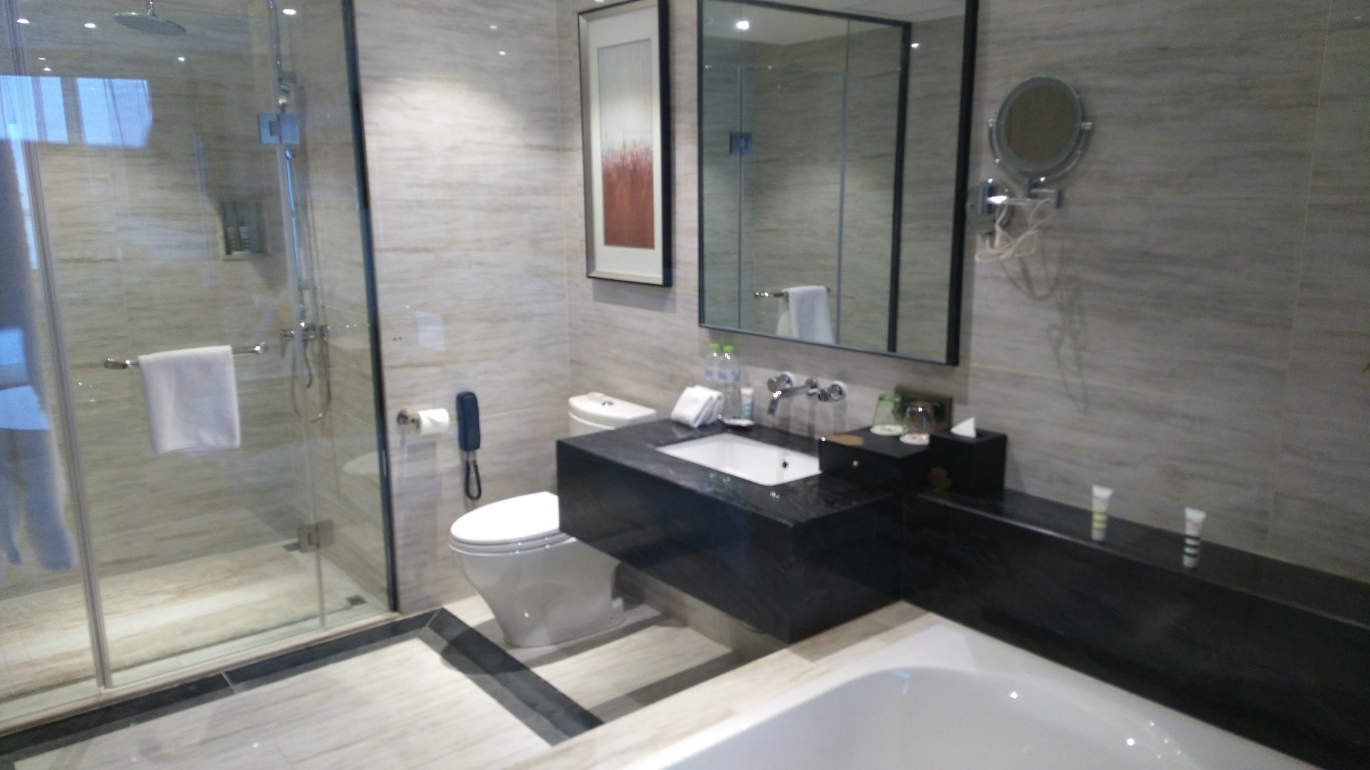 Hilton Garden Inn Wuhan Hankou Exterior photo